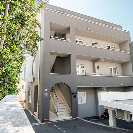 Apartments And Rooms Vuleta, Close To The Beach Makarska Exterior foto