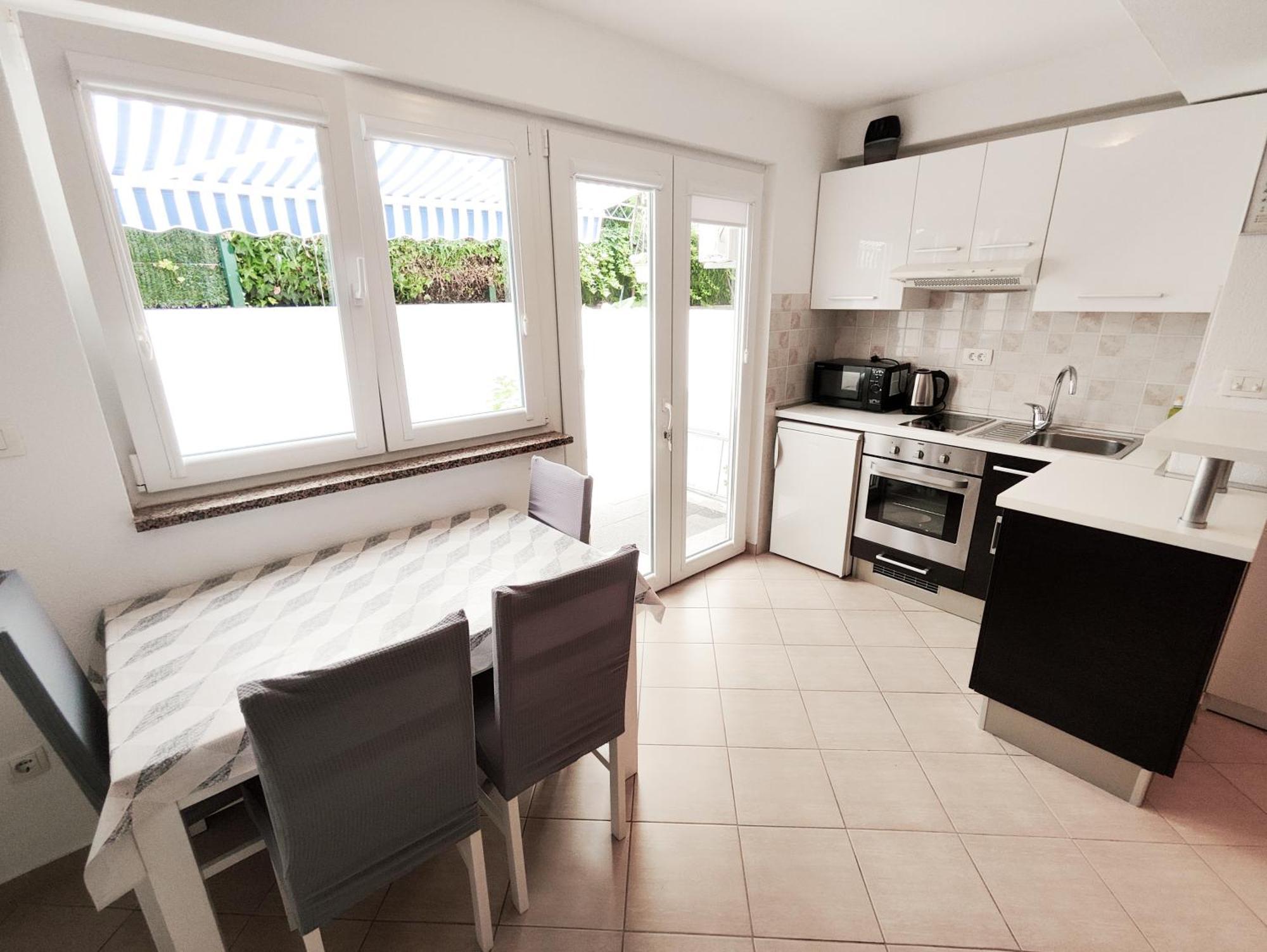 Apartments And Rooms Vuleta, Close To The Beach Makarska Cameră foto