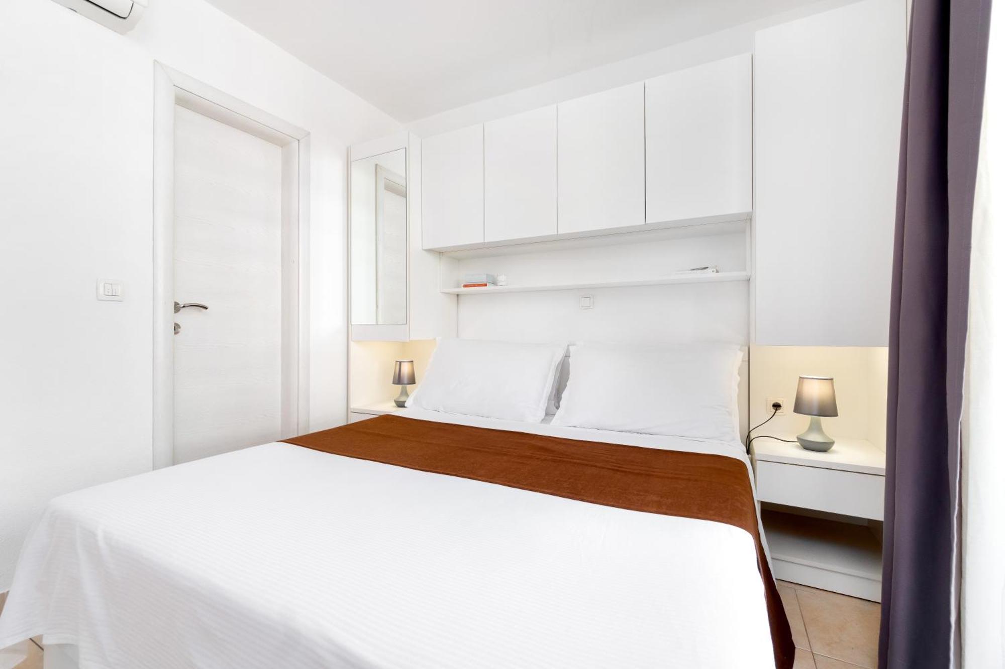 Apartments And Rooms Vuleta, Close To The Beach Makarska Cameră foto
