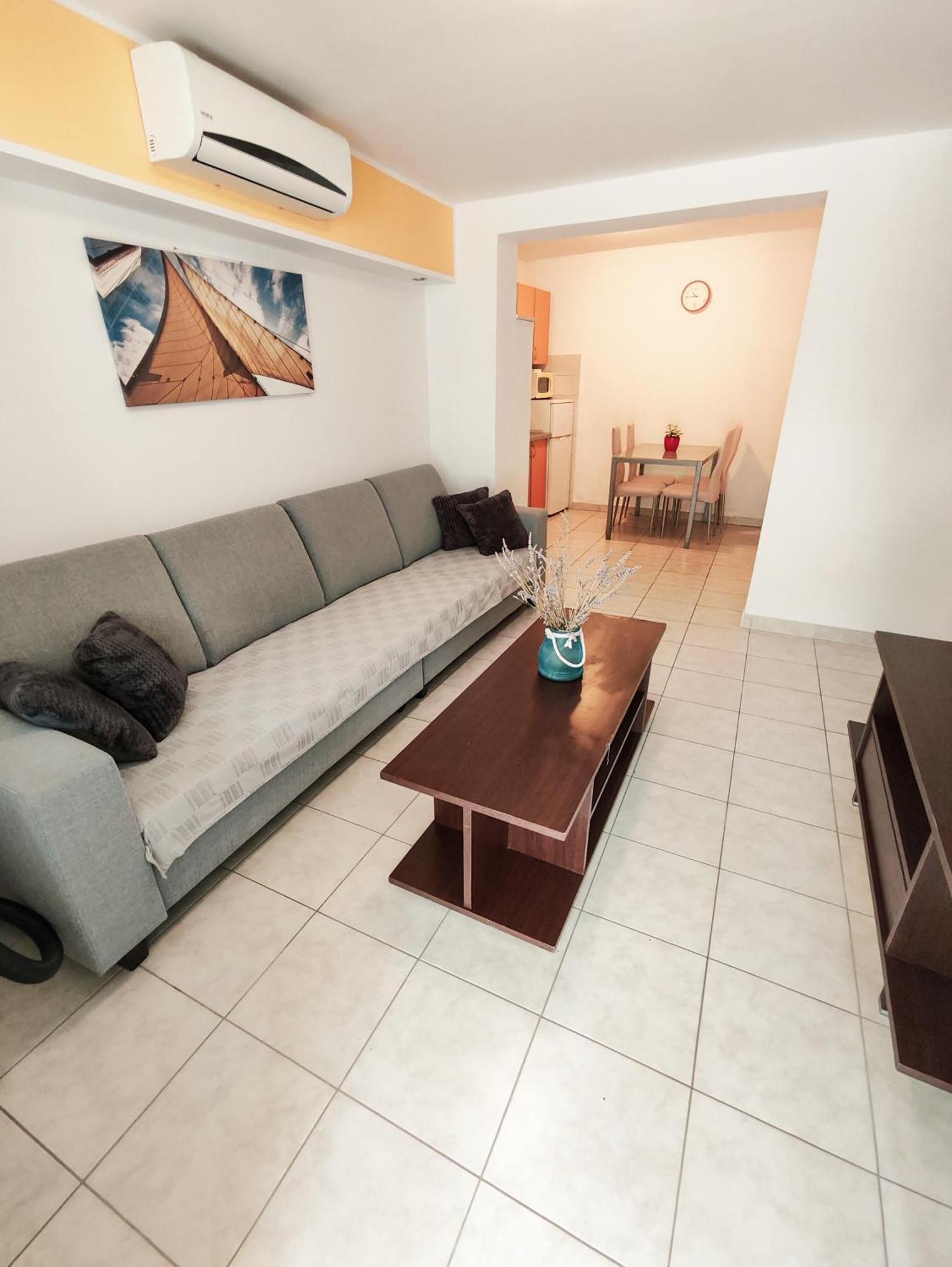 Apartments And Rooms Vuleta, Close To The Beach Makarska Cameră foto
